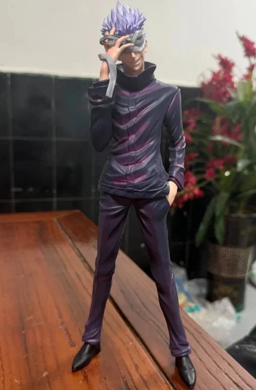 Jujutsu Kaisen: Satoru Gojo Blindfold Ver. 1/6 Scale Figure