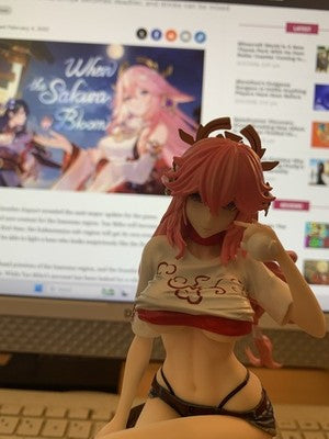 Yae Miko Summer Style Ver. Genshin Impact Anime Figure Model Statue PVC 9" [Adult Collectible]