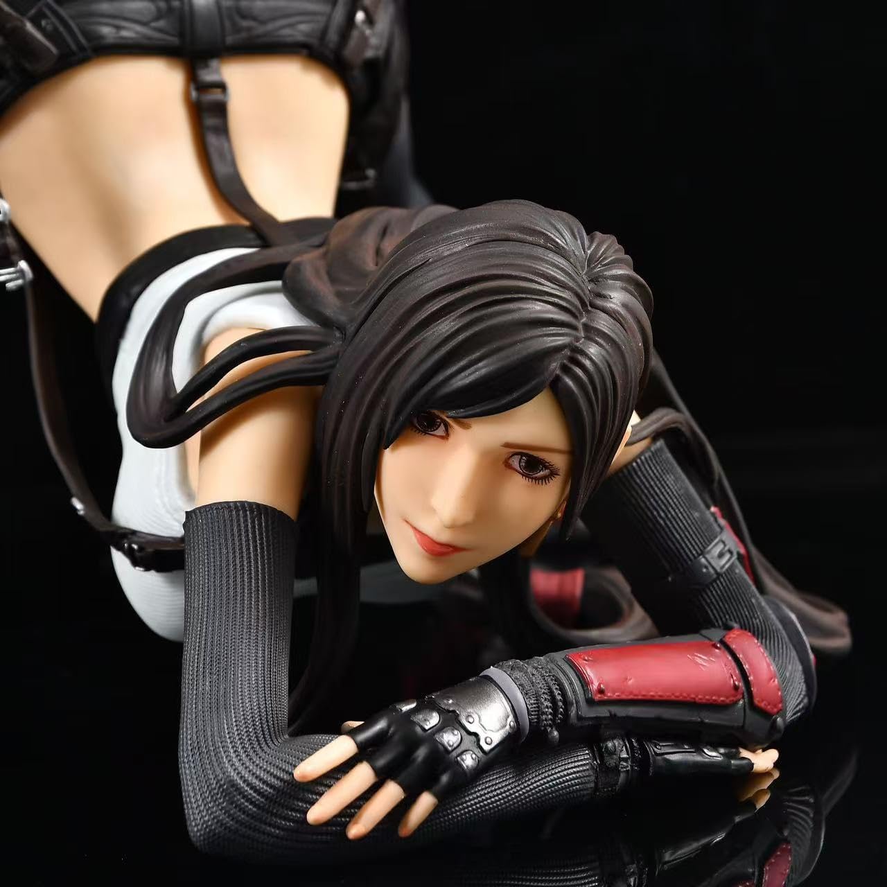 Tifa Lockhart Final Fantasy VII Figure Model Statue PVC 6" [Adult Collectible]