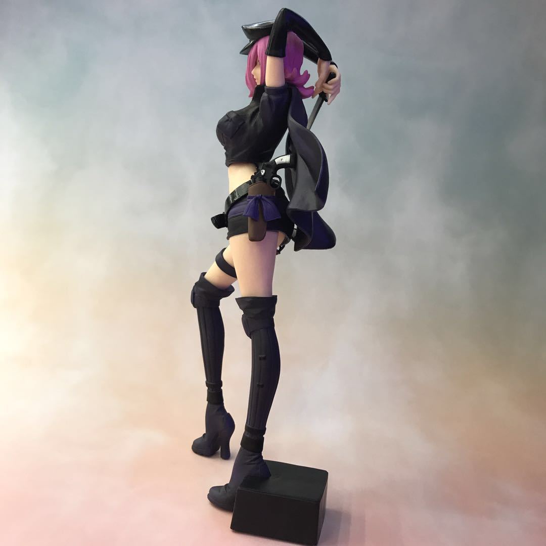 One Piece: Vinsmoke Reiju Flag Diamond Ship Code:B Ver. 1/7 Scale Figure