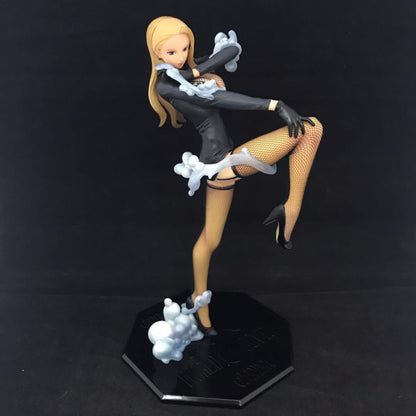 One Piece: Kalifa Raise Your Foot Ver. 1/8 Scale Figure