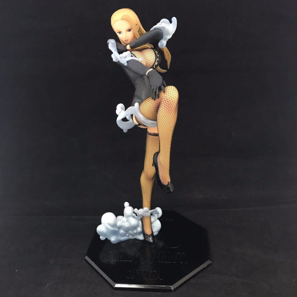 One Piece: Kalifa Raise Your Foot Ver. 1/8 Scale Figure