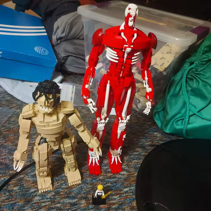 Attack on Titan: Colossal Titan 953-Piece Building Block Set