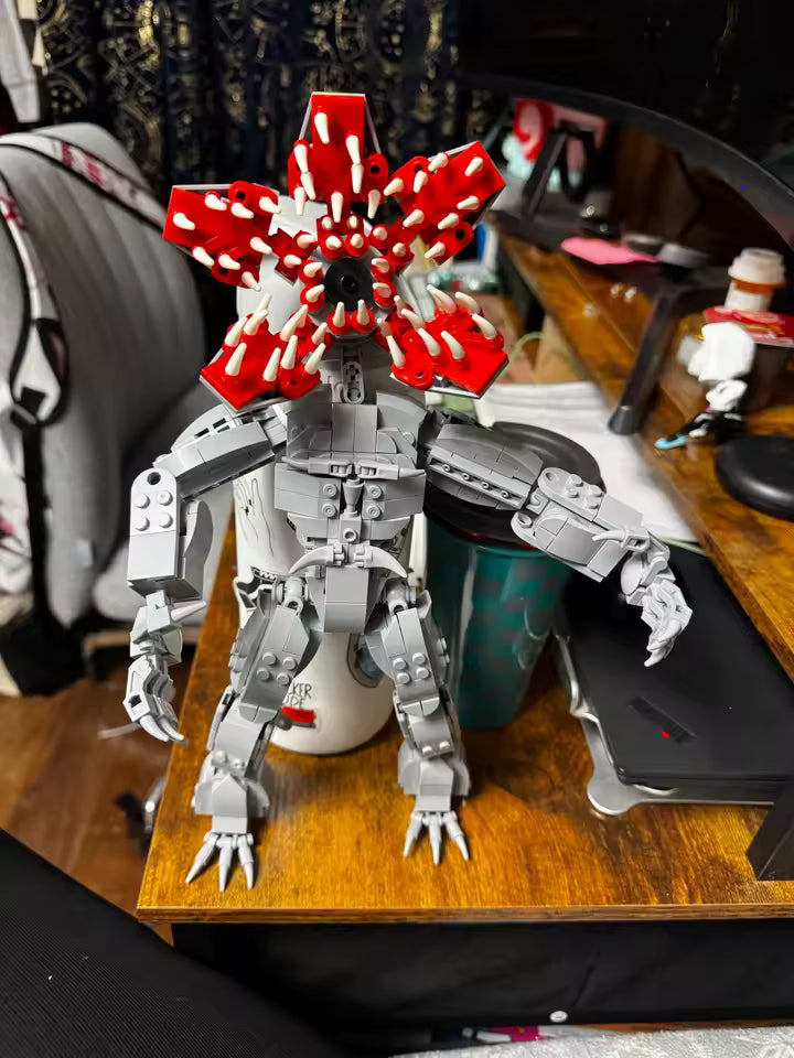 Demogorgon Stranger Things Adjustable Building Blocks 553 pcs set 12" [No Box]