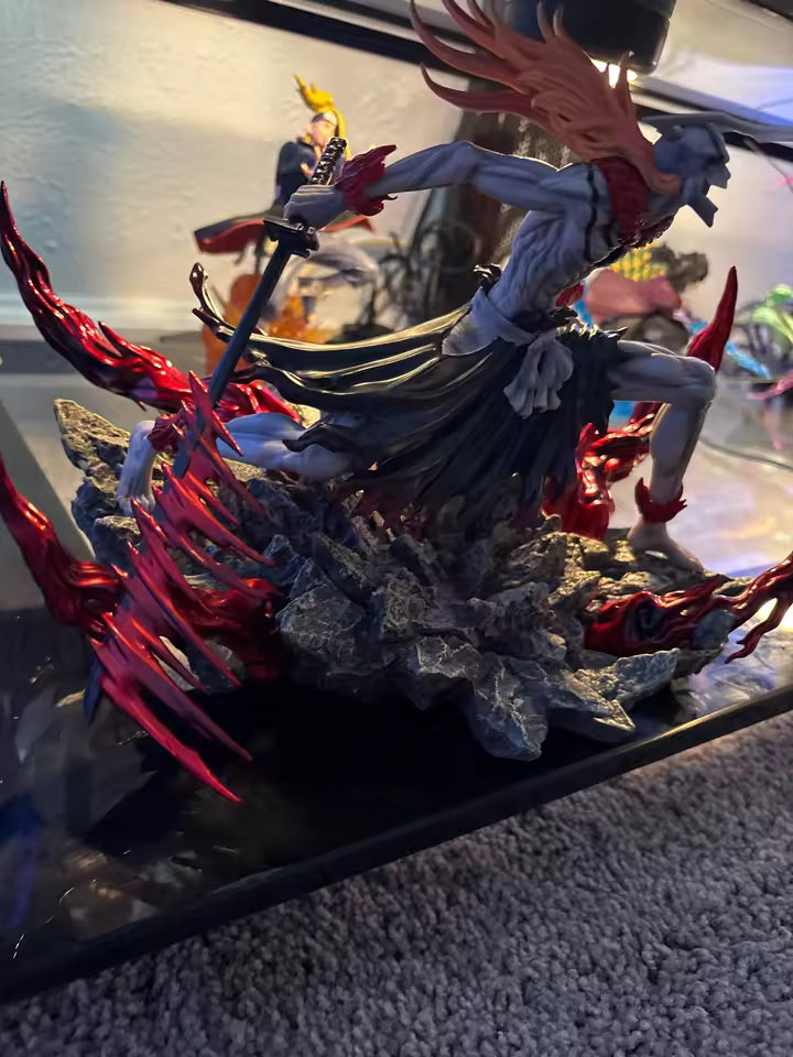 Bleach: Ichigo Kurosaki Vasto Lorde Form Ver. 1/8 Scale Figure