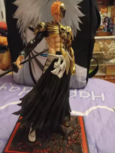 Bleach: Ichigo Kurosaki Gold Skull-Clad Ver. 1/6 Scale Figure