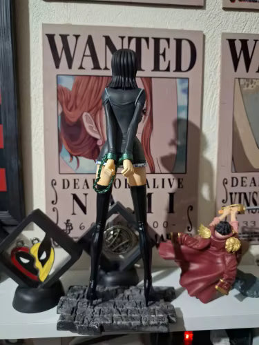One Piece: Nico Robin Crying Scene Ver. 1/7 Scale Figure