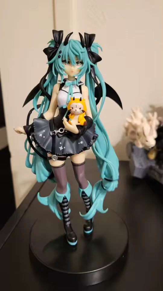 Vocaloid: Hatsune Miku Devil Ver. 1/9 Scale Figure