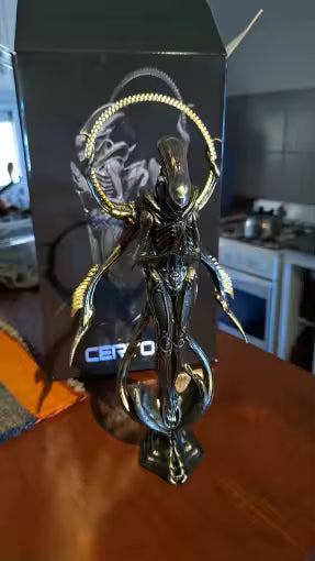 Alien: Xenomorph Buddha Statue Non-Scale Figure