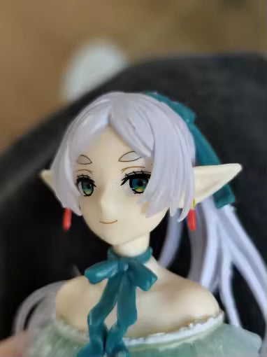 Frieren: Beyond Journey's End — Frieren Party Dress Ver. 1/9 Scale Figure