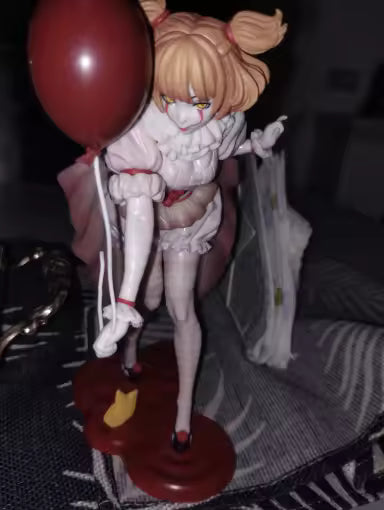 Female Pennywise The Clown Collectible Scary Parody Horror Figure Model Statue PVC 7" [Boxed]