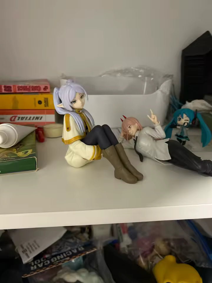 Frieren: Beyond Journey's End — Frieren Sitting Ver. 1/10 Scale Figure