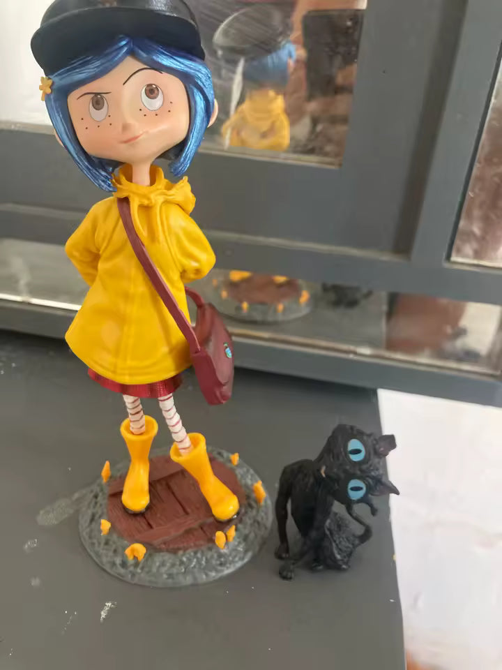 Coraline: Coraline Jones, The Cat & Coraline Doll Non-Scale Figure Set