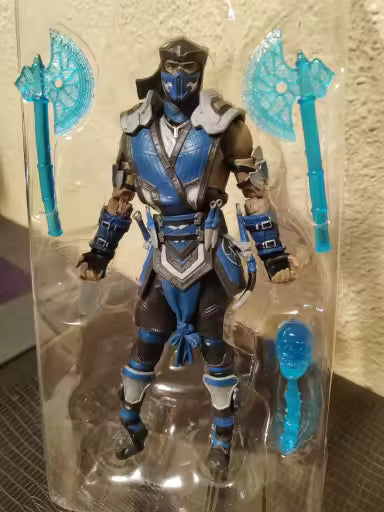 Scorpion and Sub-Zero Mortal Kombat Collectible Action Figure Models PVC 7" [Boxed]