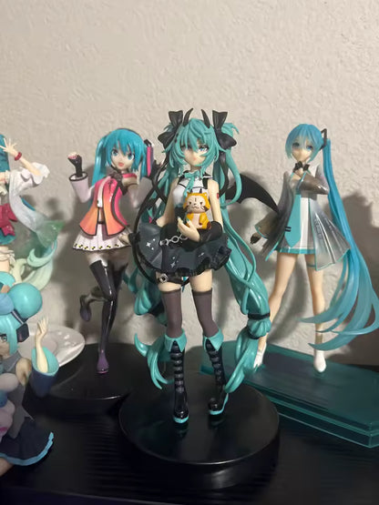 Vocaloid: Hatsune Miku Devil Ver. 1/9 Scale Figure
