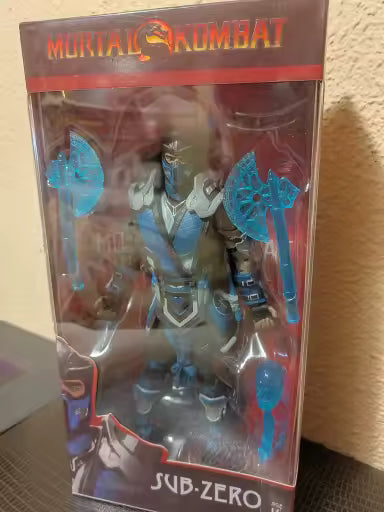 Scorpion and Sub-Zero Mortal Kombat Collectible Action Figure Models PVC 7" [Boxed]