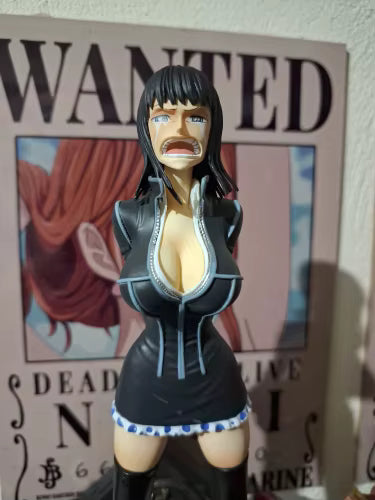 One Piece: Nico Robin Crying Scene Ver. 1/7 Scale Figure