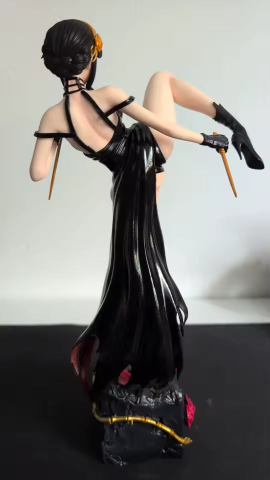 Yor Forger Spy × Family Anime Figure Model Statue PVC 12.6" [Adult Collectible]