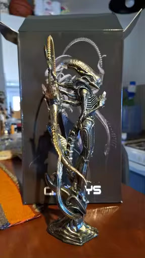 Alien: Xenomorph Buddha Statue Non-Scale Figure