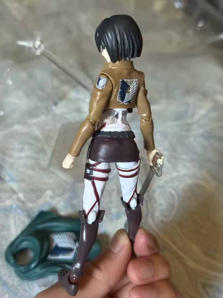 Attack on Titan: Mikasa Ackerman 1/10 Scale Figure