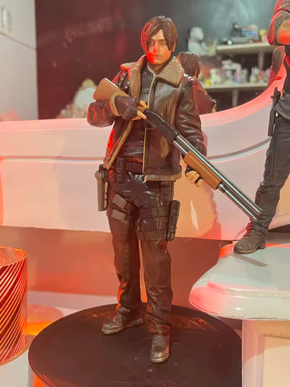 Ada Wong and Leon Scott Kennedy Resident Evil Collectible Figure Model Statue PVC [No Box]