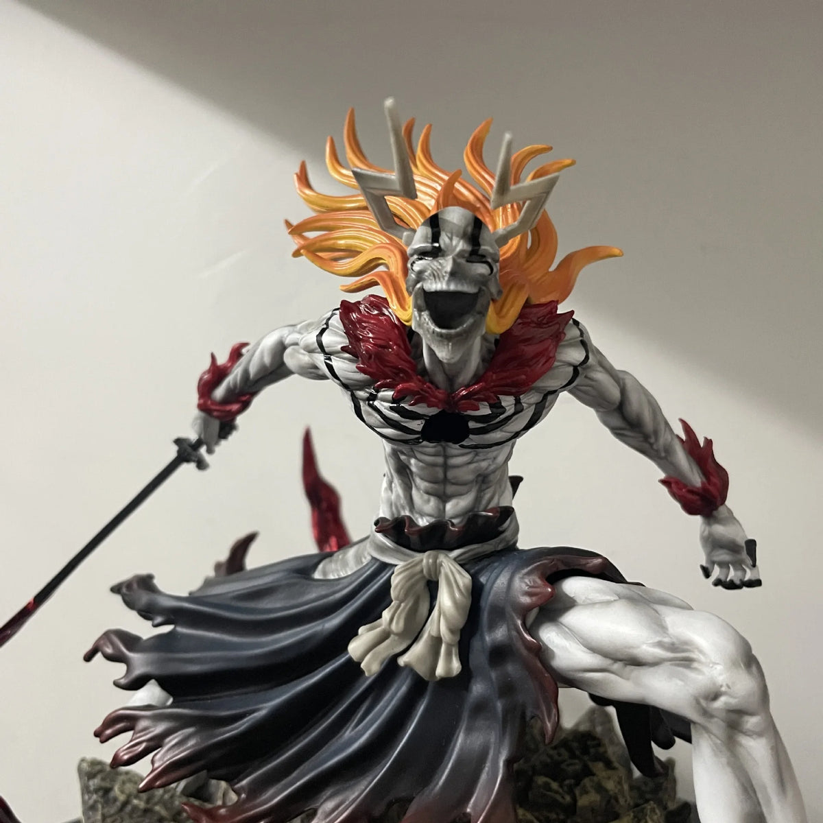 Bleach: Ichigo Kurosaki Vasto Lorde Form Ver. 1/8 Scale Figure