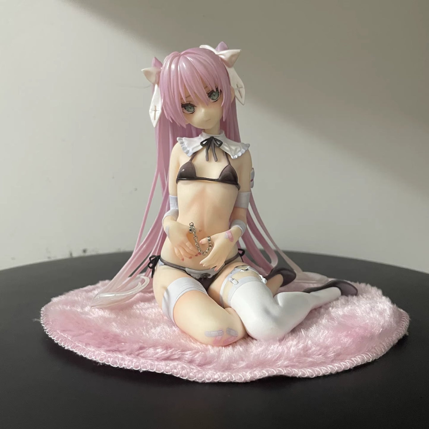 Vocaloid: Hatsune Miku Thumb Cuffs Ver. 1/10 Scale Figure