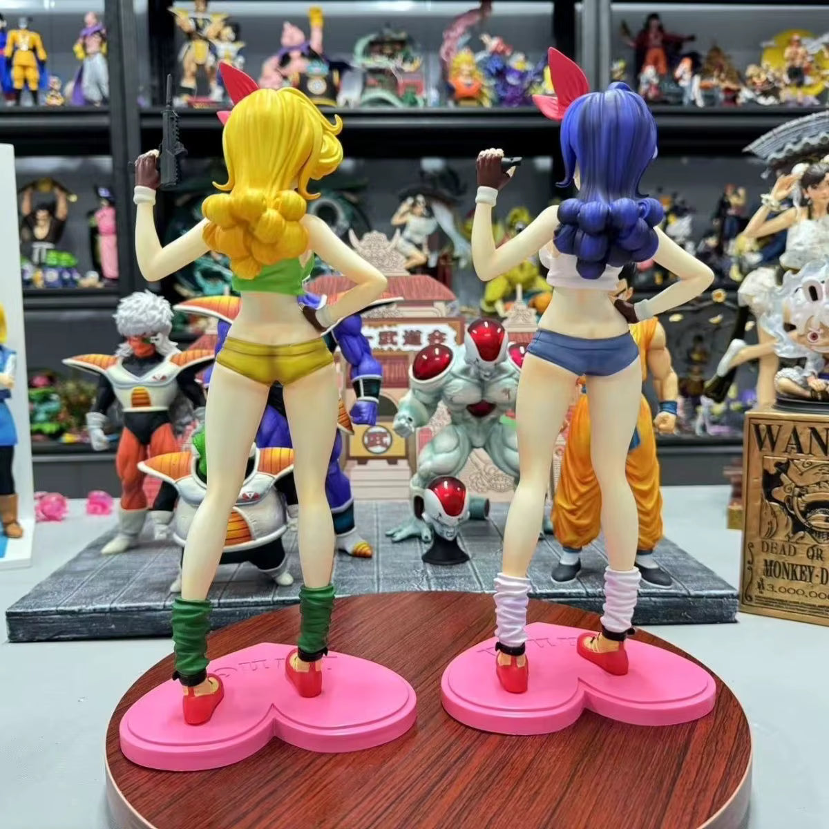 Dragon Ball: Launch 1/7 Scale Figure