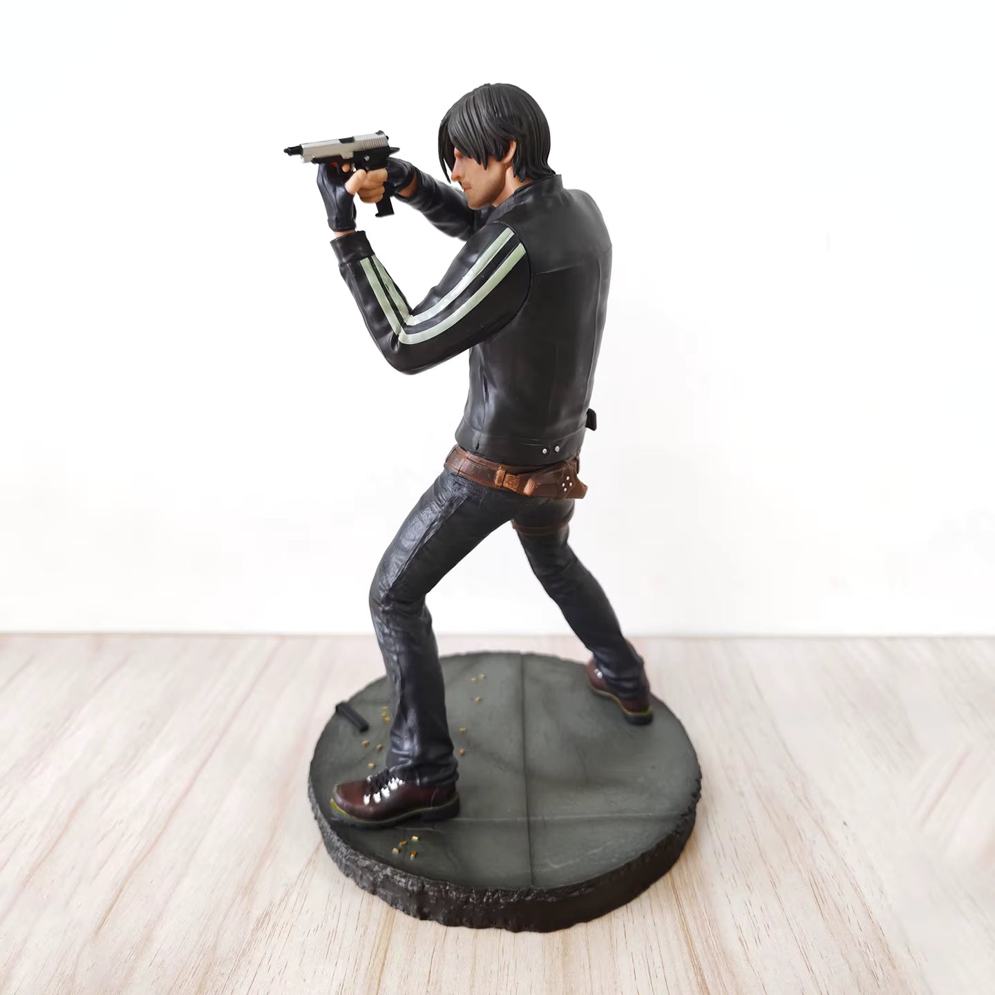 Leon S. Kennedy Resident Evil: Vendetta Collectible Figure Model Statue PVC 11" [Boxed]