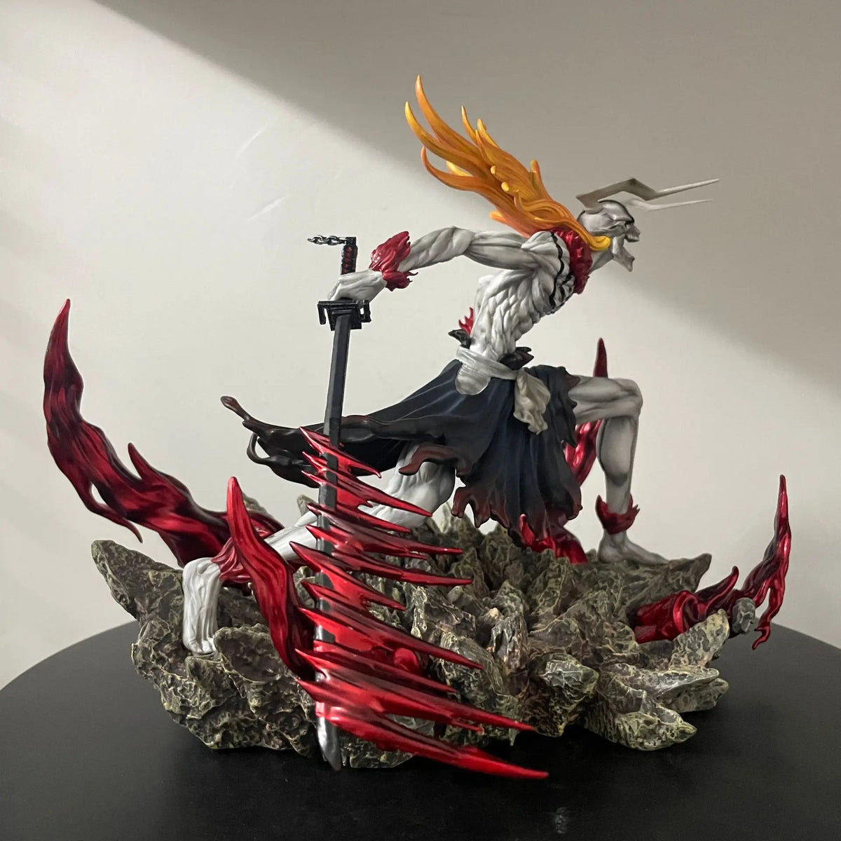 Bleach: Ichigo Kurosaki Vasto Lorde Form Ver. 1/8 Scale Figure