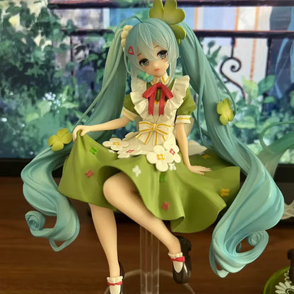 Vocaloid: Hatsune Miku Themed Variations Figure
