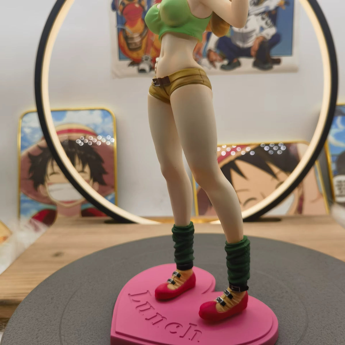 Dragon Ball: Launch 1/7 Scale Figure