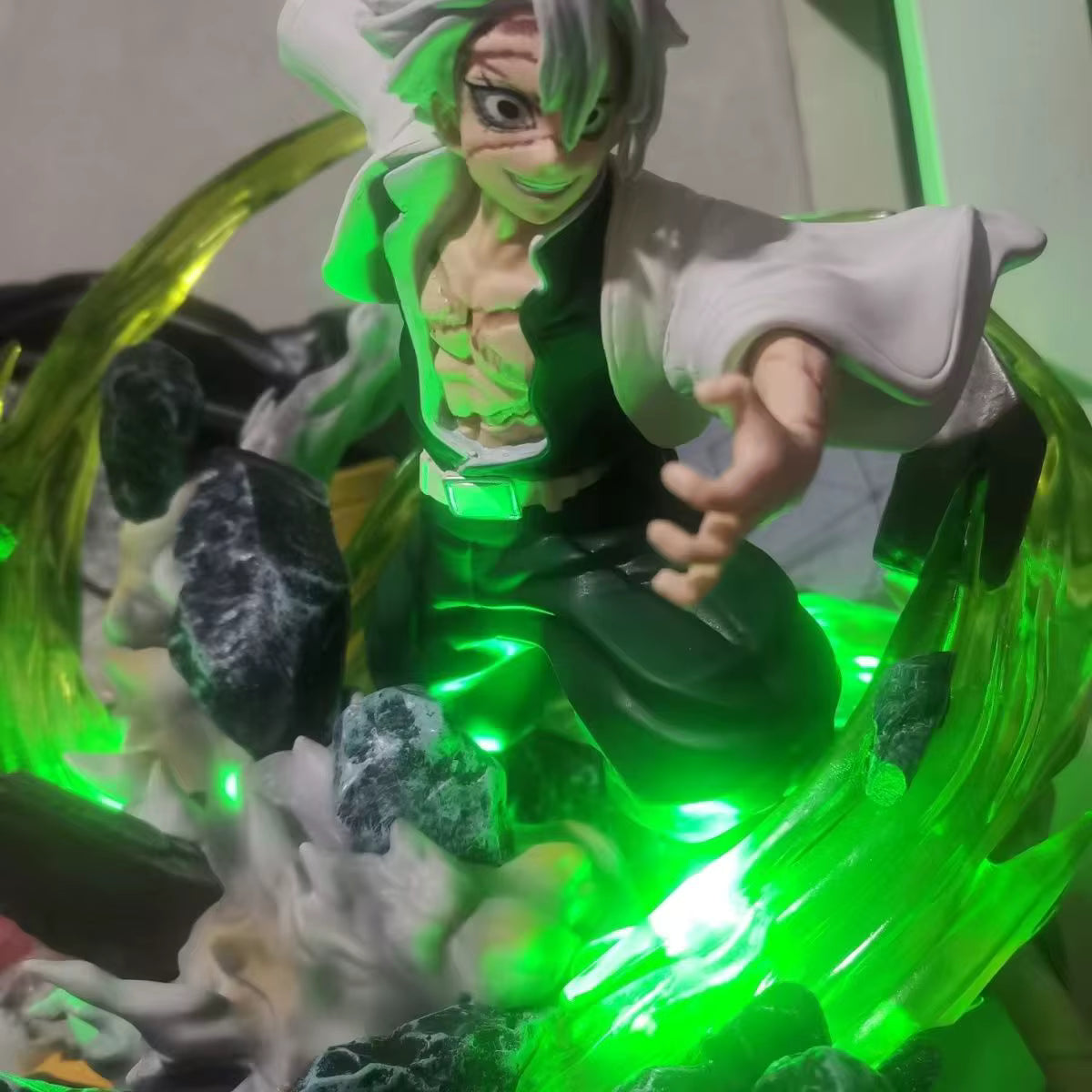 Demon Slayer: Sanemi Shinazugawa Wind Breathing Ver. 1/7 Scale Figure