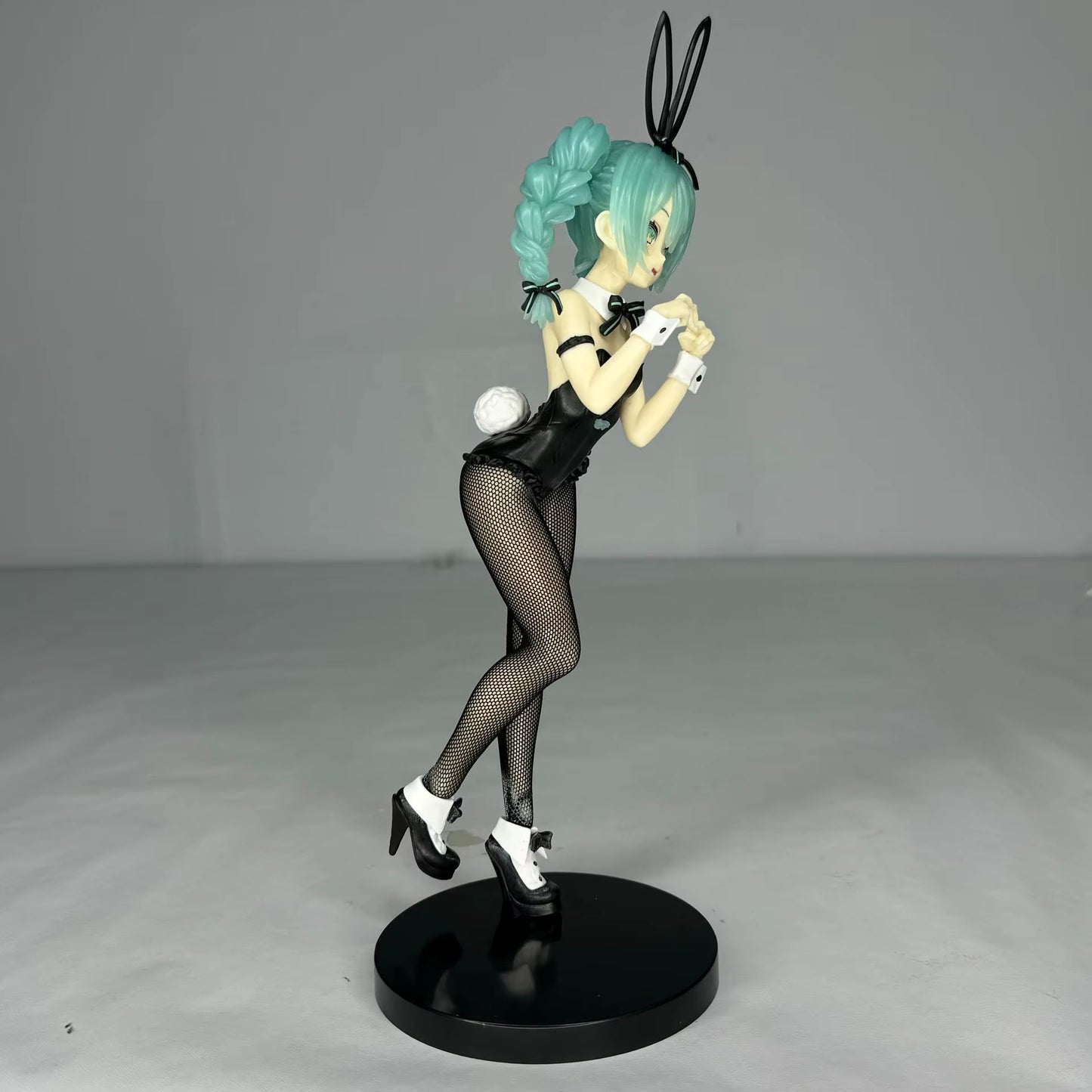 Vocaloid: Hatsune Miku Bunny Girl Ver. 1/6 Scale Figure