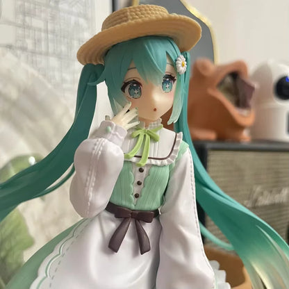 Vocaloid: Hatsune Miku Themed Variations Figure