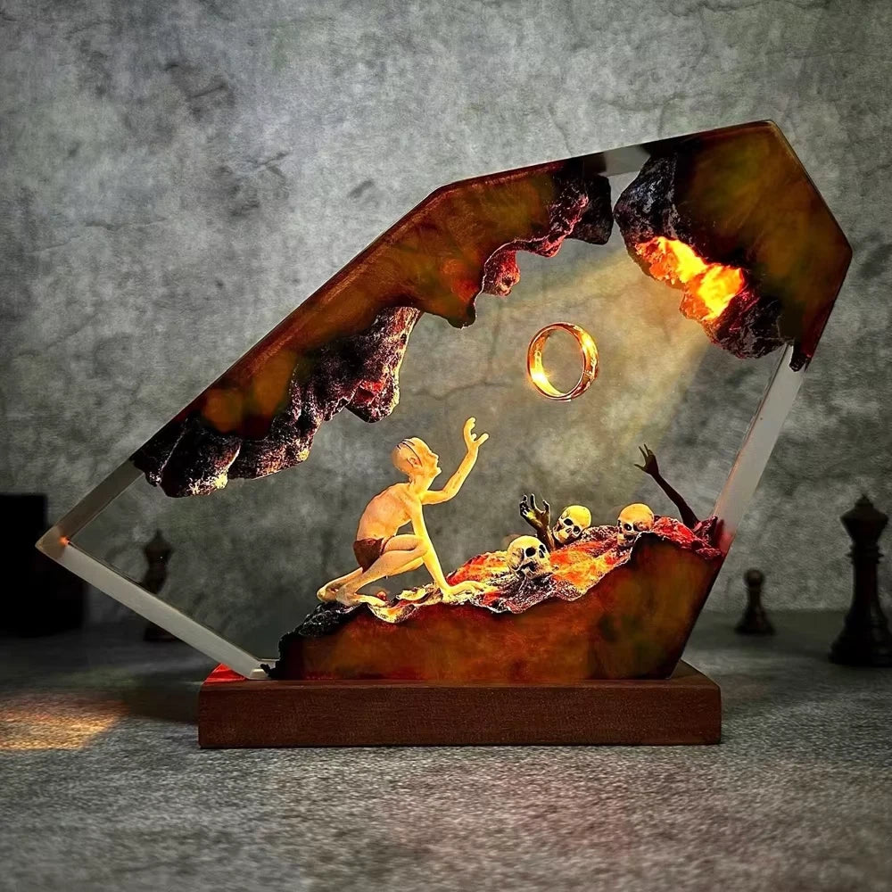 Gollum The One Ring The Lord of the Rings Desktop Night Light Resin 6 x 4 "