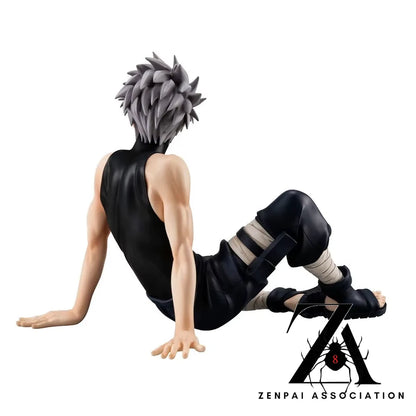 Kakashi Relaxing Naruto Anime Desktop Action Figurine PVC 3.5" [Boxed]