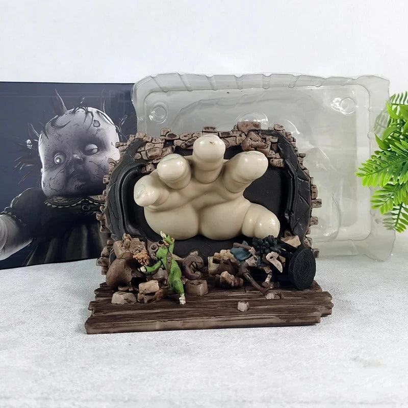 Low and Alone Escaping Monster Baby Diorama Little Nightmares Figure PVC 5" [Boxed]
