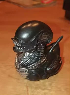 Alien Duck Xenomorph Parody Funny Desktop Statue Figurine Resin 2.7 in [Boxed]