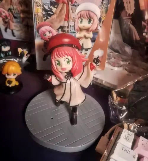 Anya Forger Winter Detective Spy × Family Anime Kawaii Figure PVC 5.5" [Boxed]