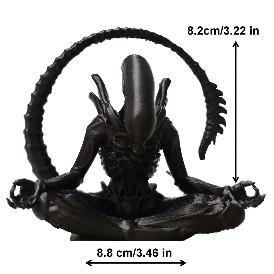 Alien Meditating Desktop Ornament Collectible Xenomorph Figure PVC 3" [No Box]