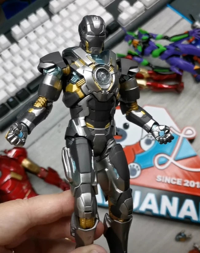 Iron Man Mark 24 Tank Marvel Adjustable Notable Action Figure Model PVC 6" [Boxed]