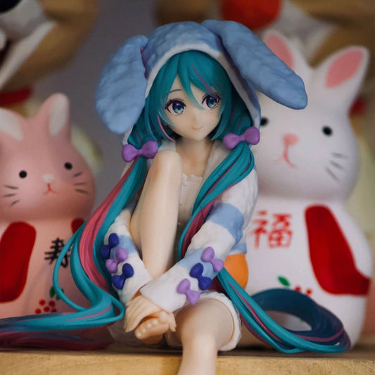 Vocaloid: Hatsune Miku Rabbit Ear Hoodie Ver. 1/10 Scale Figure