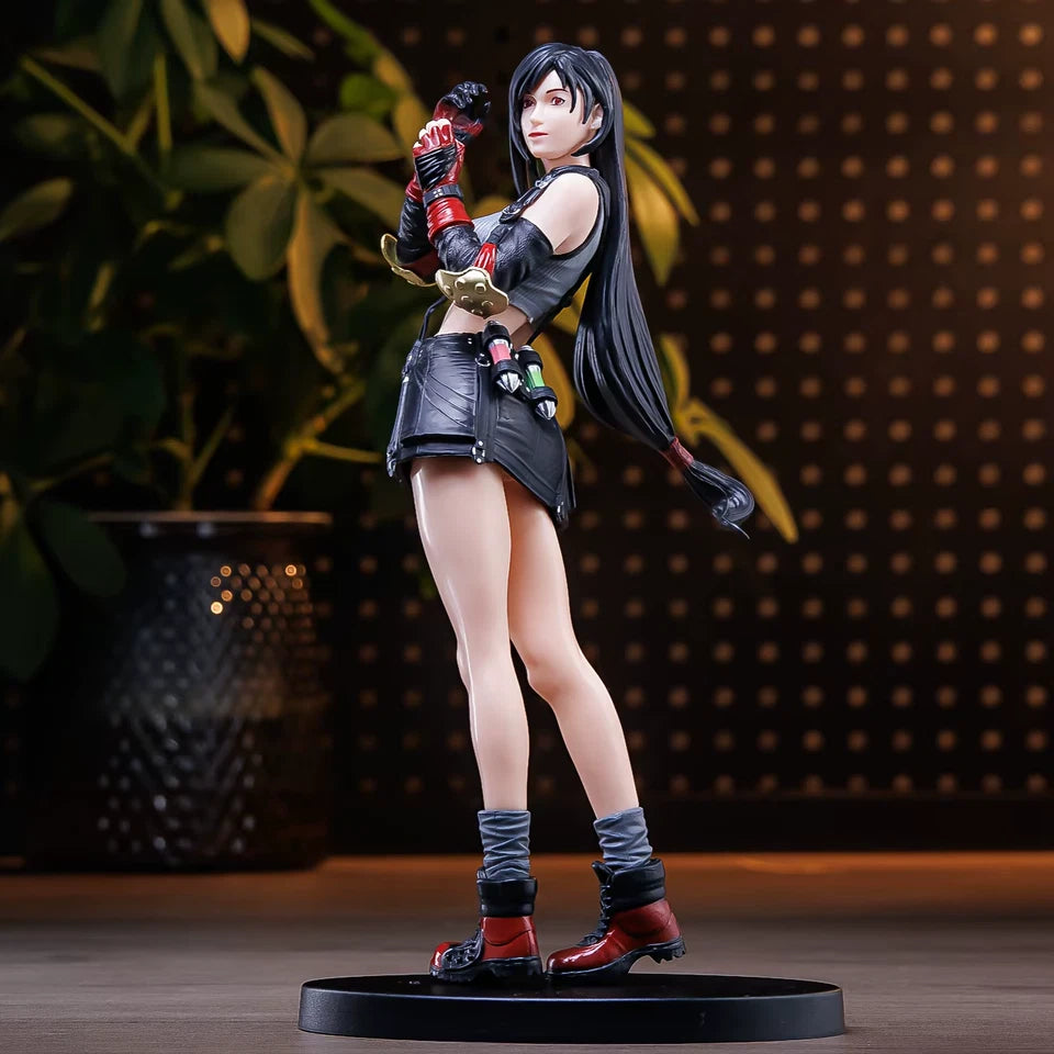 Tifa Lockhart Final Fantasy VII RPG Collectible Popular Figure PVC 7.5" [No Box]