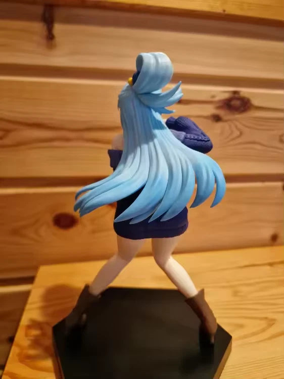 Aqua Camera Pose KonoSuba Fan-Favorite Kawaii Anime Figure PVC 8" [Boxed : Original]