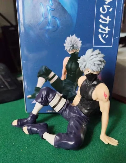 Kakashi Relaxing Naruto Anime Desktop Action Figurine PVC 3.5" [Boxed]