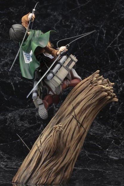 Levi Ackerman Attack on Titan AoT Anime Rare Action Figure PVC 13.7" [Boxed]