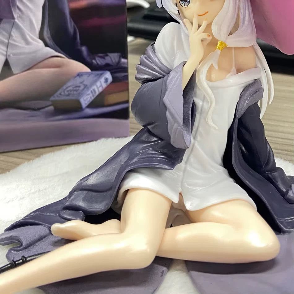 Elaina Resting Wandering Witch Kawaii Desktop Anime Figure Model PVC 4" [Boxed]