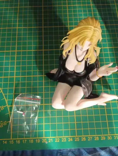 Vermouth Sitting & Smoking Detective Conan Figure Model Statue PVC 5.3" [Boxed]