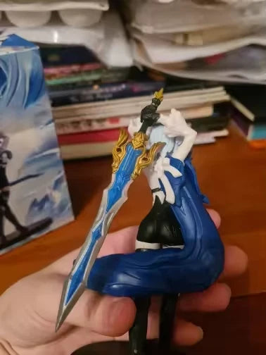 Eula the Spindrift Knight Genshin Impact Anime Figure Model Statue PVC 7" [Box]